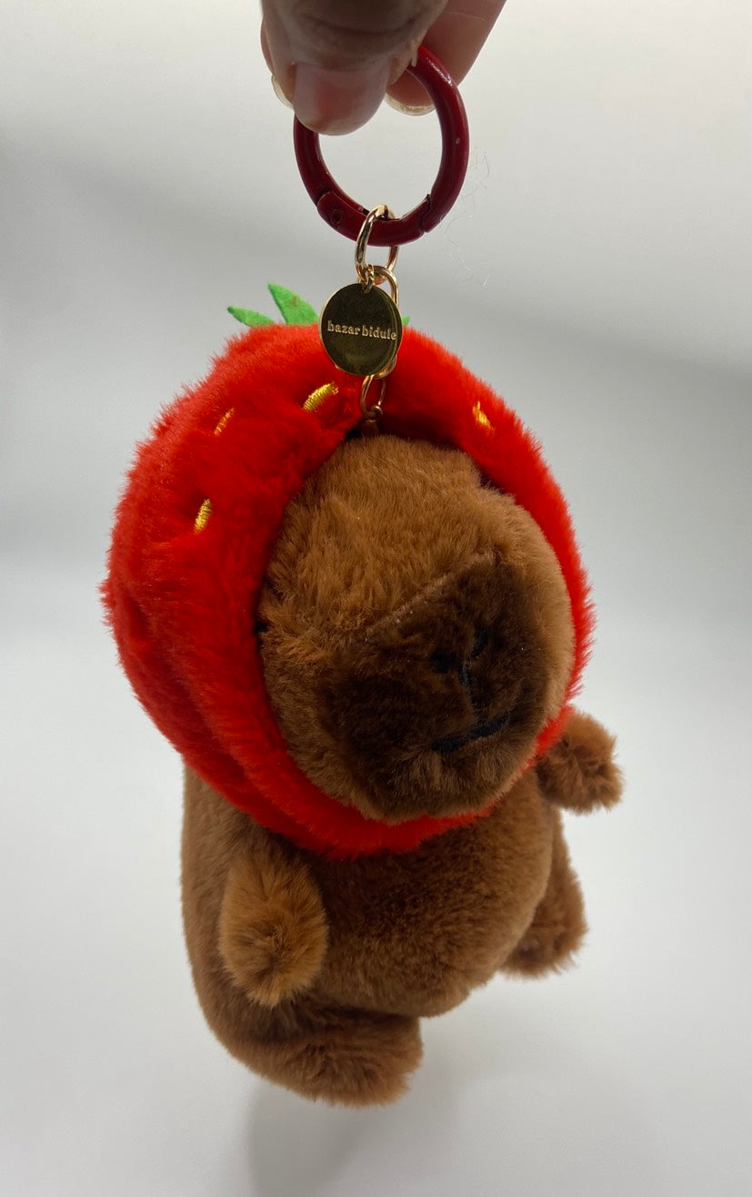 Fluffy CAPYFRAISE bazar bidule