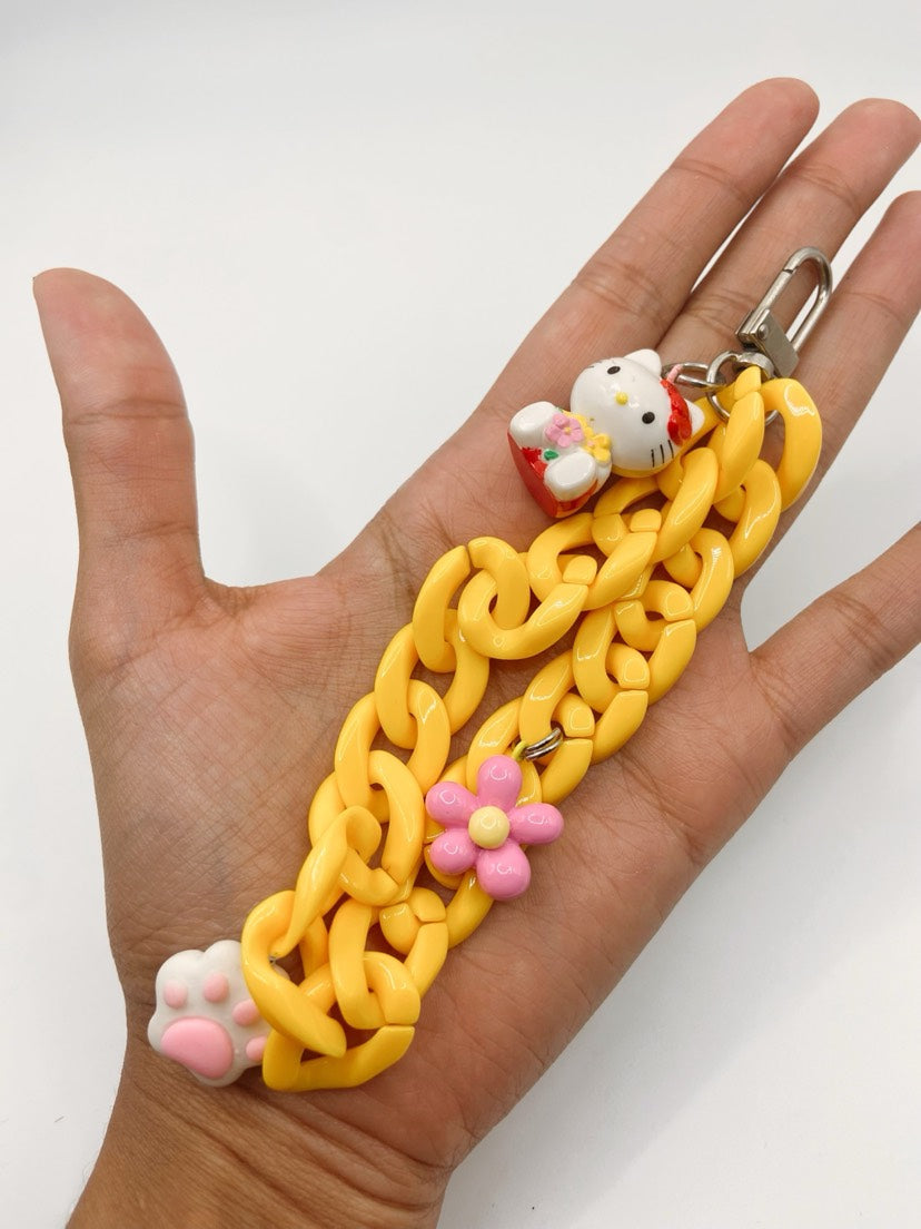 YELLOW KITTY bazar bidule